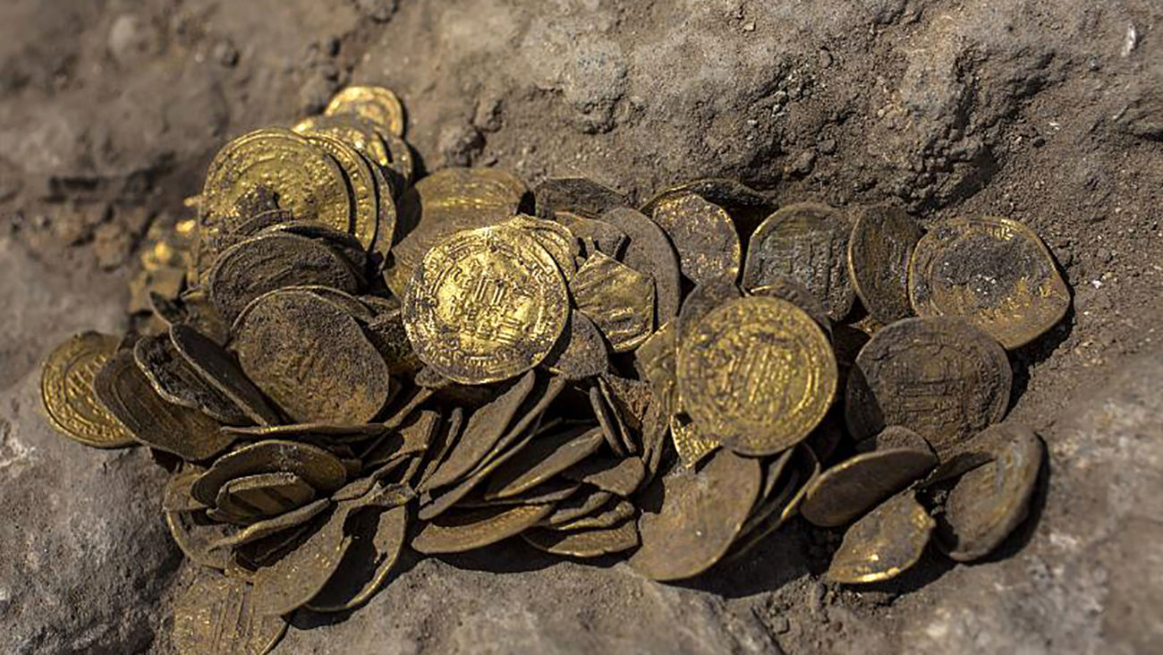 کشف ۵۶۰ سکه عتیقه در رودبار