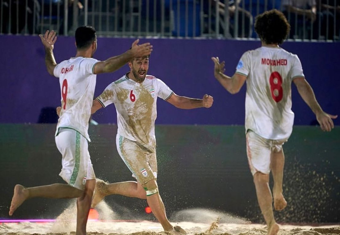 پیروزی پرگل تیم فوتبال ساحلی ایران مقابل پاراگوئه