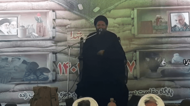 امام جمعه لاهیجان: دشمن به دنبال گرفتن هویت ملت ایران است