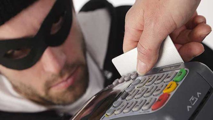 چگونه از کپی شدن کارت بانکی‌ خود جلوگیری کنیم؟