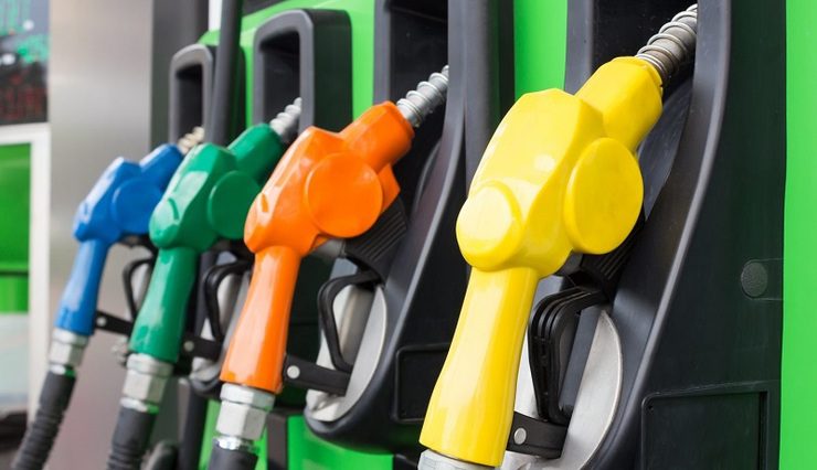 اختصاص ۱۵ لیتر بنزین به هر عضو خانوار فاقد خودرو+ جزئیات