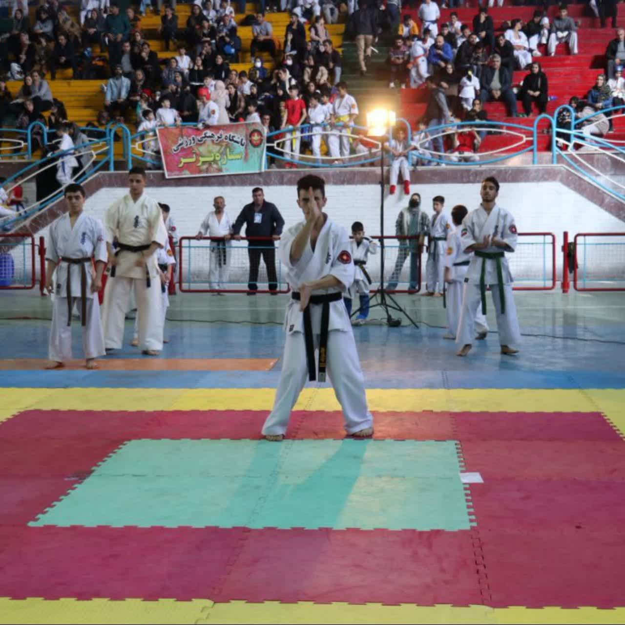 مسابقات کاراته آزاد بسیج گیلان در رشت برگزار شد + تصاویر