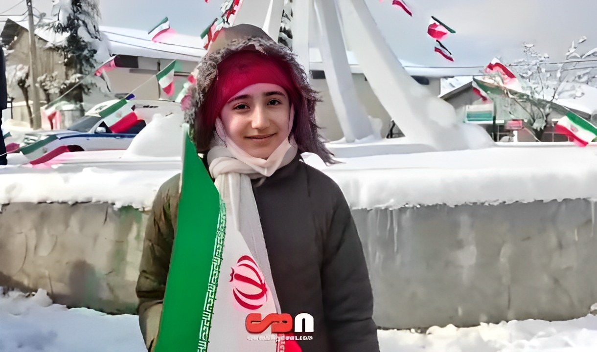 دختر دهه‌نودی: برای امام خامنه‌ای آمدم| فیلم