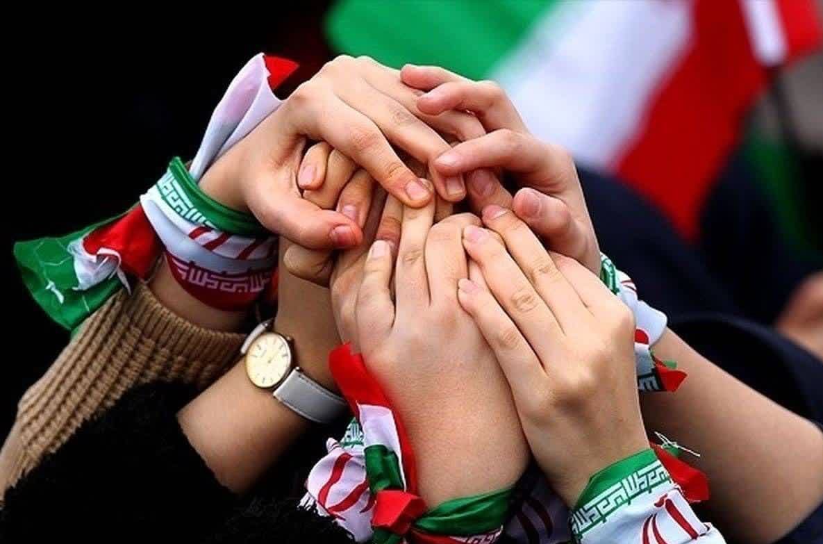 مردم ایران با کوله باری از تجربه، با چشمانی بیدار به راهی که انتخاب کرده‌اند ادامه خواهند داد