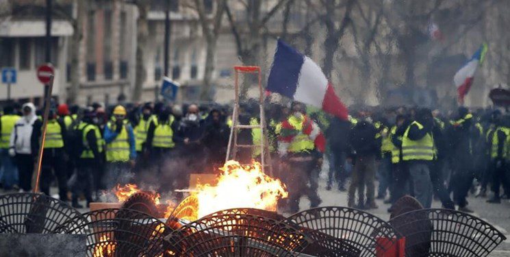 واکنش سخنگوی وزارت خارجه درباره اعتراضات در فرانسه