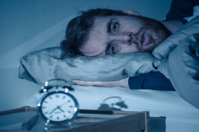 بی‌خوابی احتمال حمله قلبی را افزایش می‌دهد