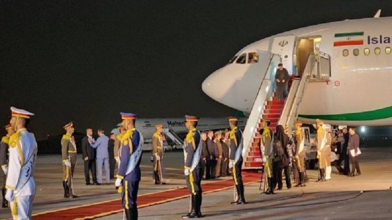 بازگشت رئیس‌جمهور به تهران پس از سفر دو روزه به اندونزی
