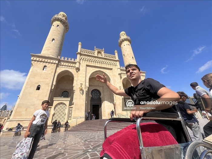 تصاویر جالب عزاداری مردم در شهر باکو