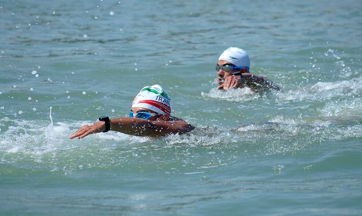  رقابت‌های شنای آب‌های آزاد در رودسر آغاز شد