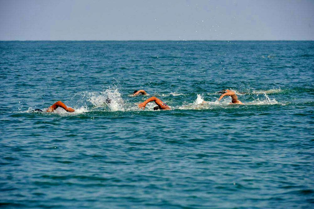 قهرمانی تیم ملوان جوان گیلان در مسابقات شنای آب‌های آزاد کشور