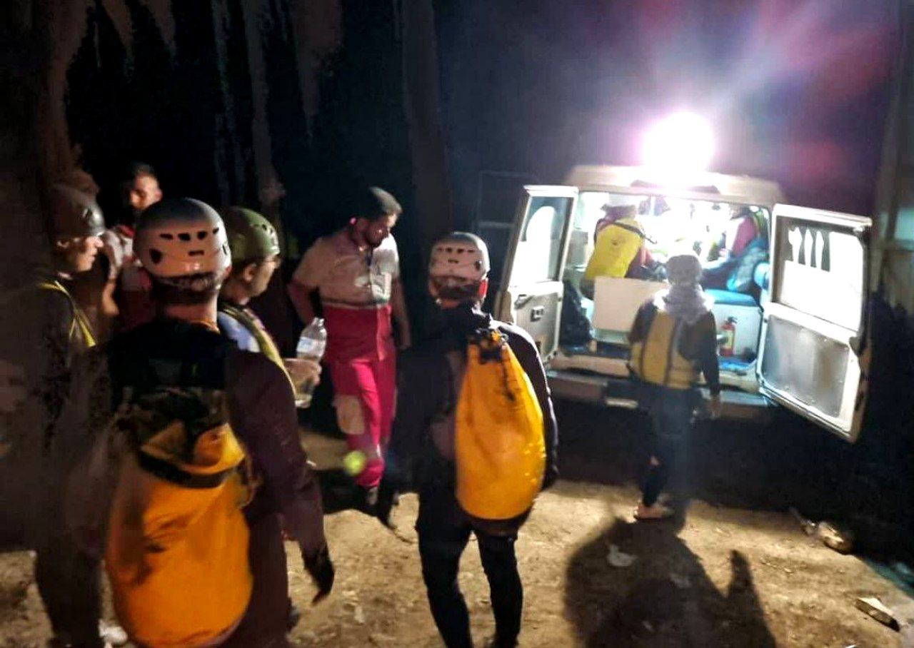 پیداشدن گروه ۱۷ نفره کوهنوردی در ارتفاعات اطاقور لنگرود