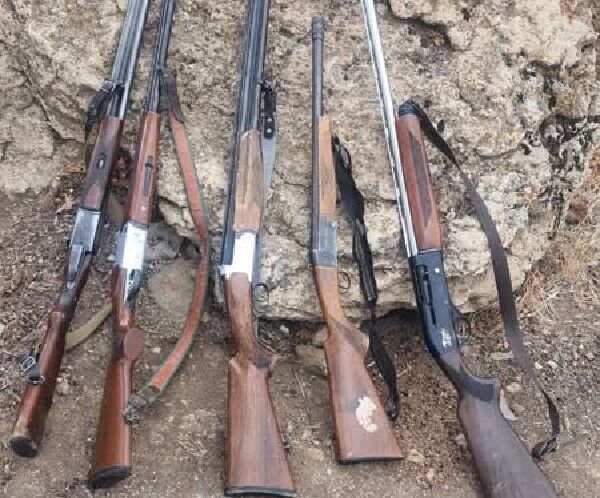 کشف ۵ قبضه سلاح شکاری در لاهیجان