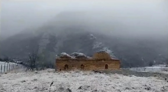 بارش برف در ارتفاعات تالش + فیلم