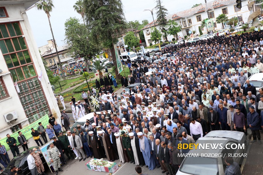 تشییع و تدفین پیکر مطهر شهید «حجت کاروان» در رودسر | تصاویر